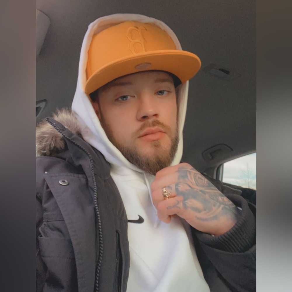 Meet your Posher, Drew